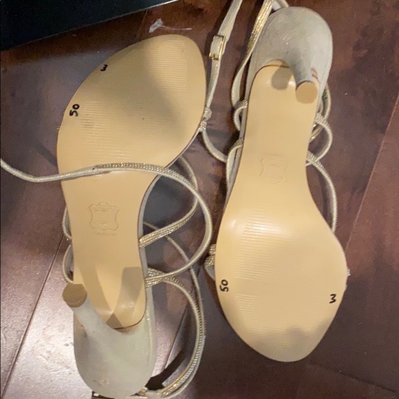 NWOT Stuart Weitzman Gold Sparkle Heels - Picture 5 of 11